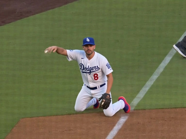 Kiké Hernández’s clutch homer cuts Dodgers’ deficit in World Series Game 1